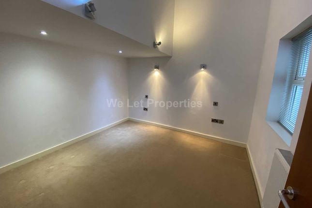 Flat to rent in Connect House, Ancoats