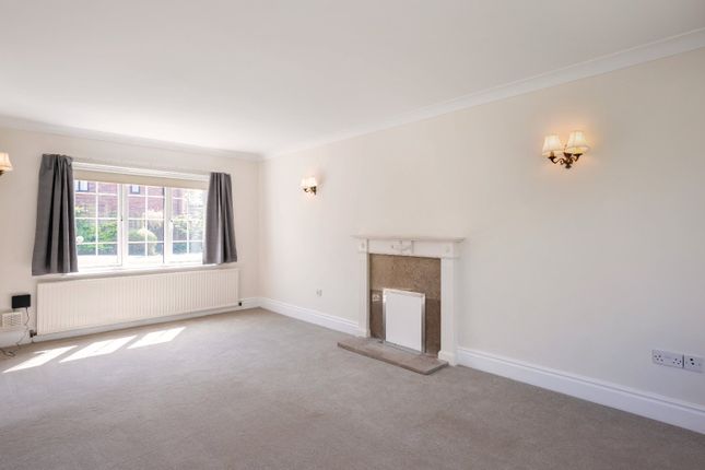 7, Palmes Close, York photo 3