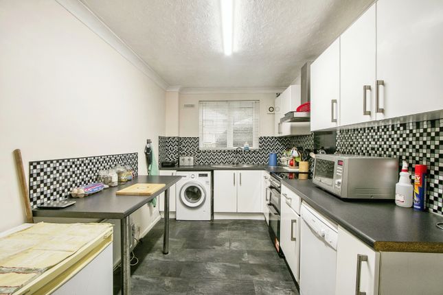 Flat for sale in Charminster Road, Bournemouth