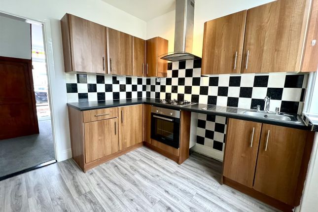 21, Highgrove Road, Portsmouth photo 4