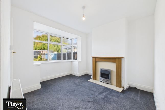 37, Valeway Avenue, Thornton-Cleveleys photo 3