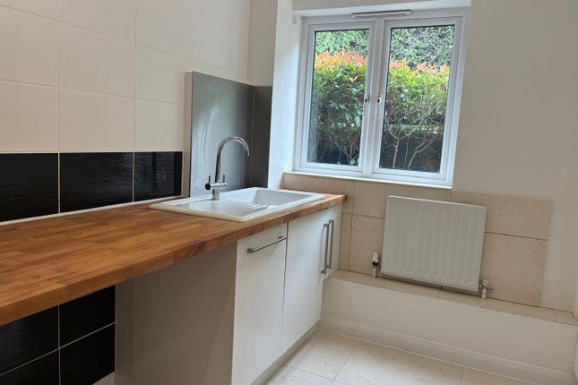 63 Gilbert Scott Court, Whielden Street, Amersham photo 4