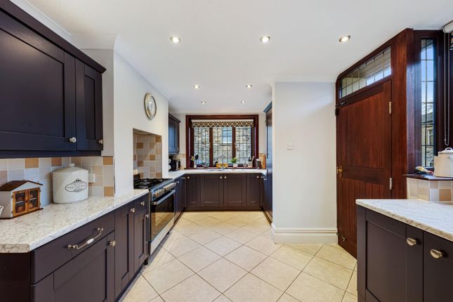 Lynross, Ross Street, Darwen photo 4
