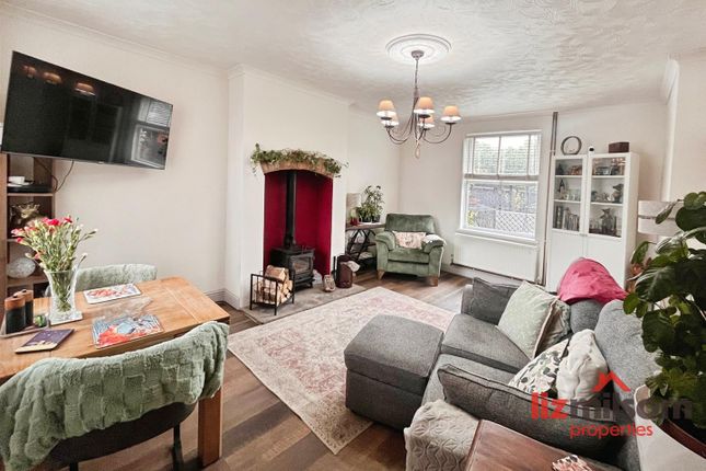 42, Poplar Avenue, Swadlincote photo 2