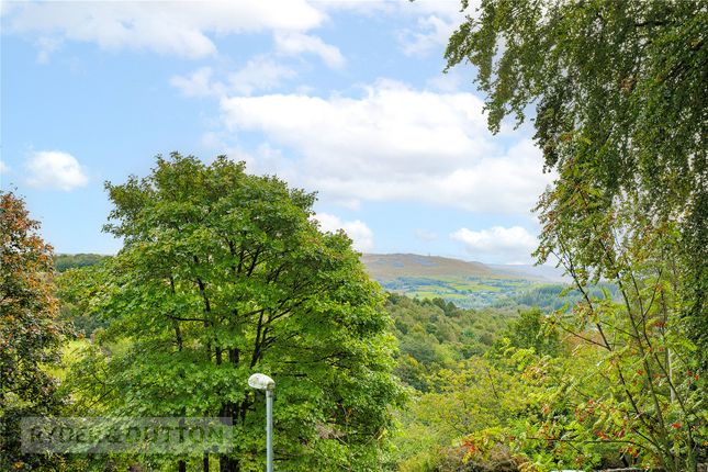 8, The Summerhouse, Stoneswood, Delph photo 2