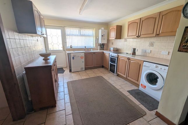 109, Brecon Road, Ystradgynlais photo 3