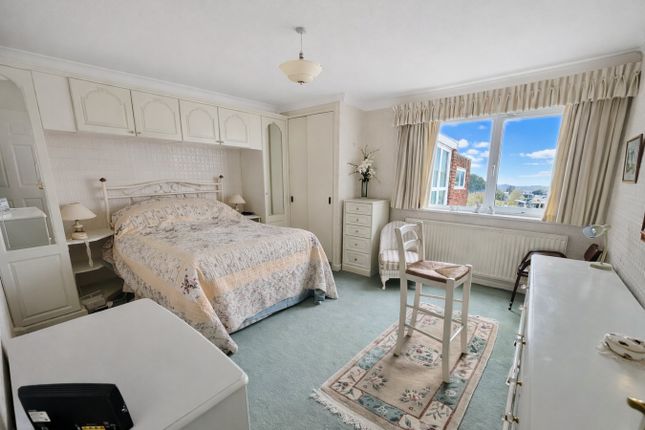 12, Greyhorses, Barnhorn Road, Bexhill on Sea photo 4
