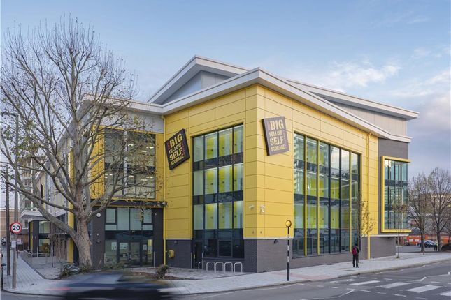 Warehouse to let in Big Yellow Battersea 55 Lombard Road, London