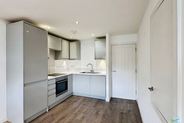 104a, Albemarle Road, Ashford photo 3