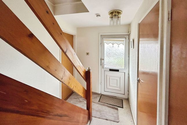 26 The Poplars, Port Talbot photo 2