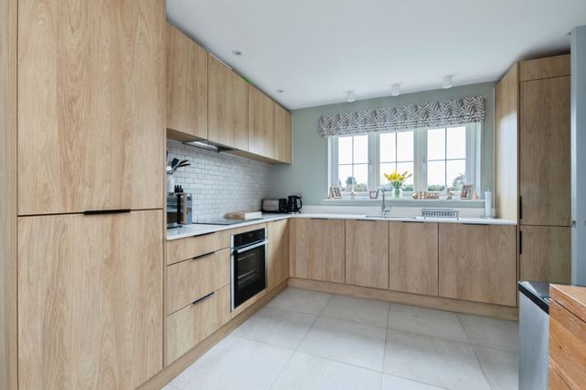 1, Homestead Close, Dorset photo 4