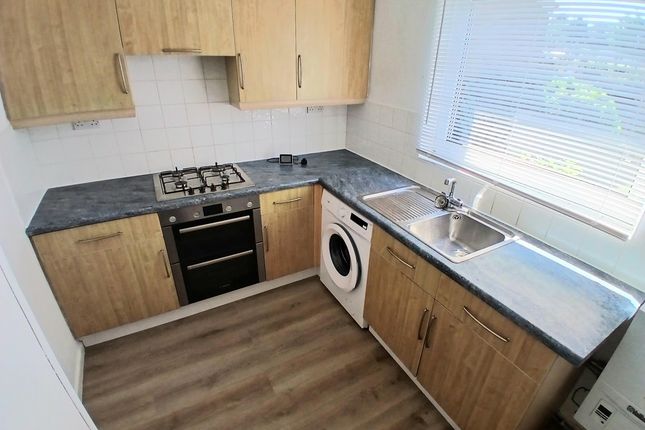 148, Sefton Road, STEVENAGE photo 2