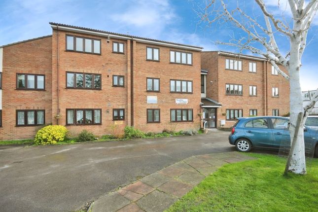 Flat for sale in Gable Lodge, West Wickham
