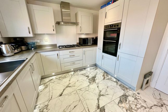 2, Coltham Way, DONCASTER photo 3
