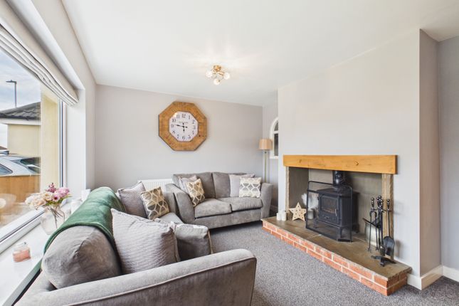 2, SMITHY WALK, DEWSBURY photo 4
