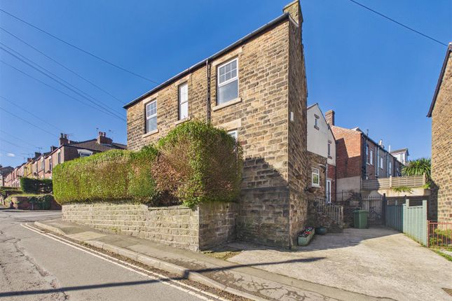 36, Hallowes Lane, Dronfield photo 2