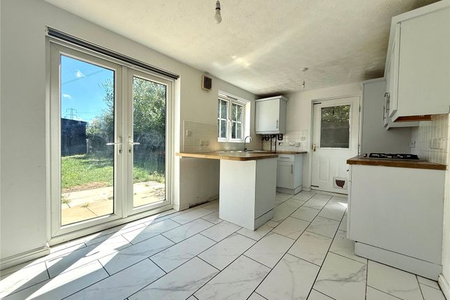119, Grenville Road, Grays photo 2