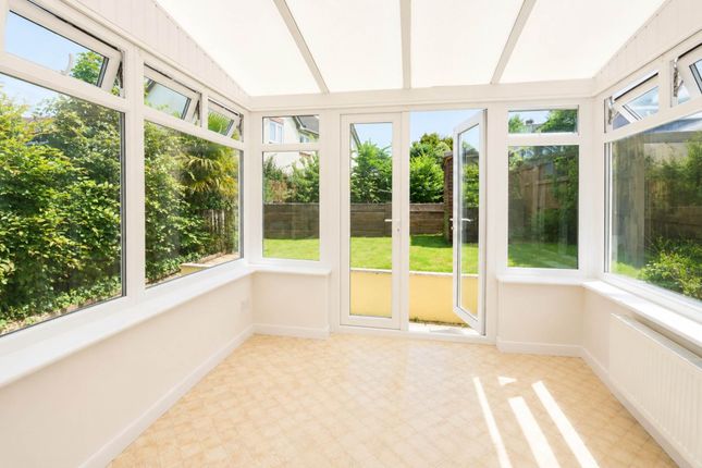 30, Lane Field Road, Bideford photo 4