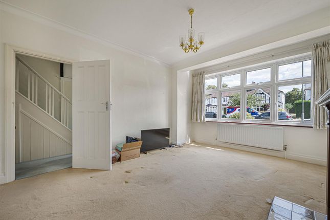 83, Langley Way, West Wickham photo 4