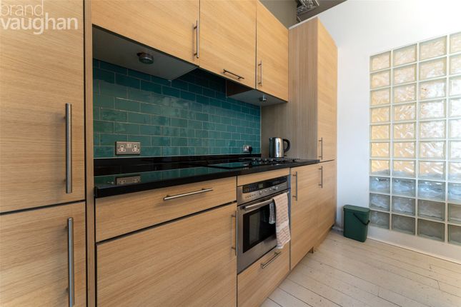 Flat 5, 9, Bedford Square, Brighton photo 3