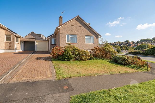 2, Farnley Close, Plymouth photo 4