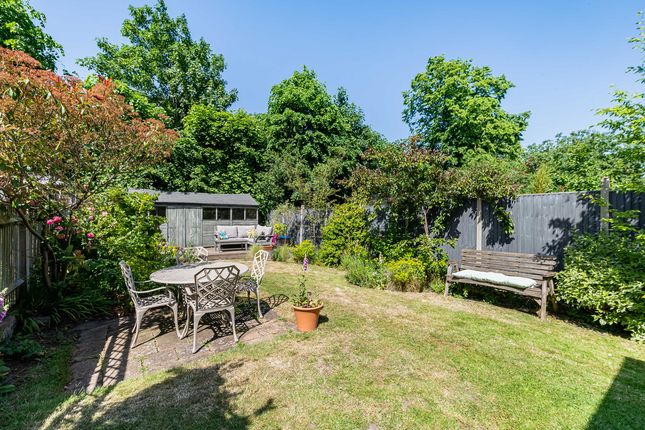 25, Salisbury Road, Godstone photo 4