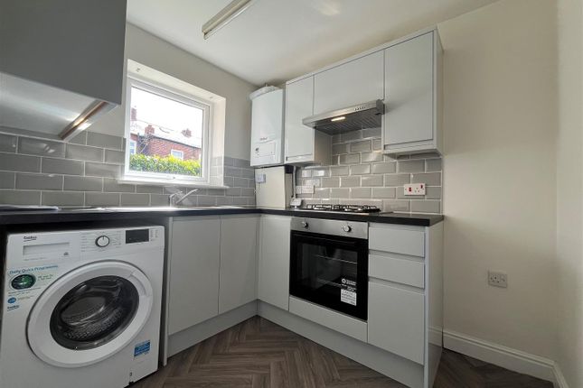 Flat 2, Audley Court, Audley Street, Ashton-Under-Lyne photo 3
