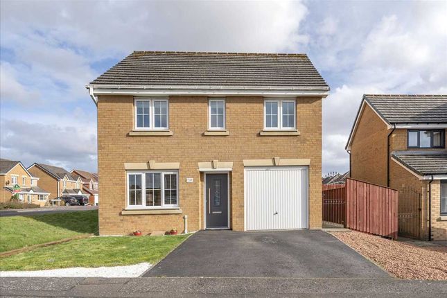Thumbnail Property for sale in Petrel Way, Dunfermline