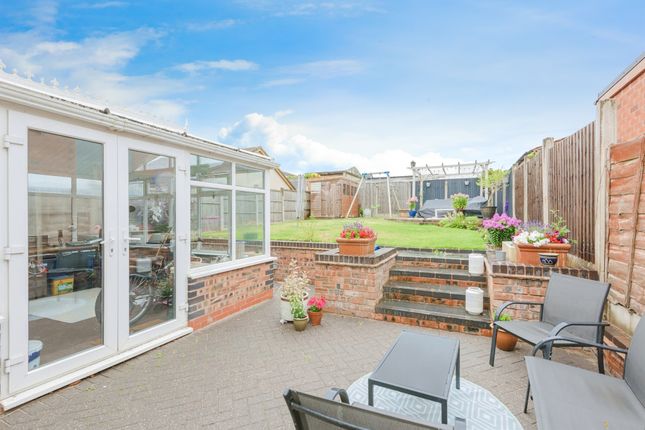 181, Rugeley Road, Burntwood photo 2