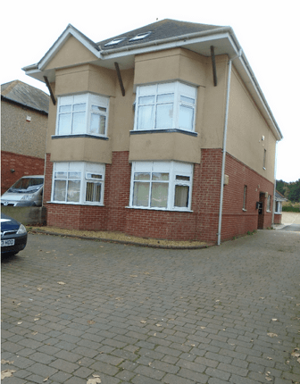 Thumbnail Shared accommodation to rent in Tatnam Road 113, Poole, Dorset