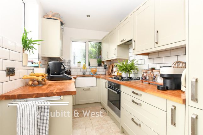 2-bed semi-detached on 3, Gordon Road, Redhill, £450,000