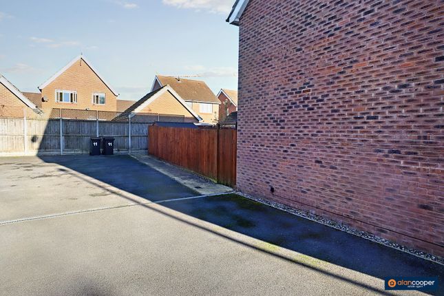 End terrace house for sale in Carra Close, Eliot's View, Nuneaton