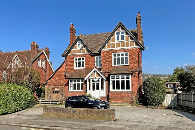 Flat for sale in Somers Road, Reigate