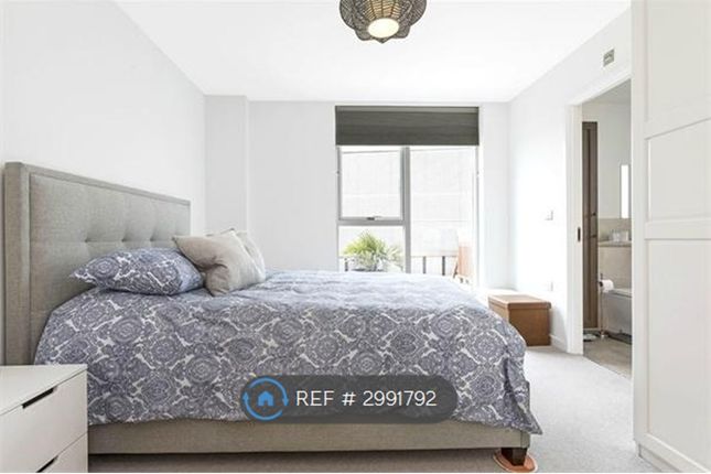 Flat, Queens Court Old Jamaica Road, London photo 3