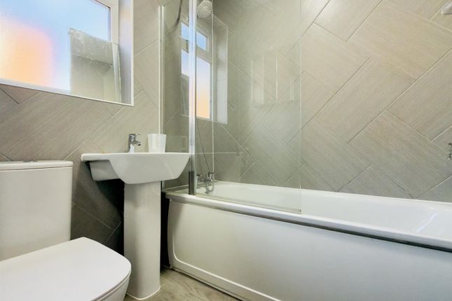 113A, Romford Road, Stratford photo 5