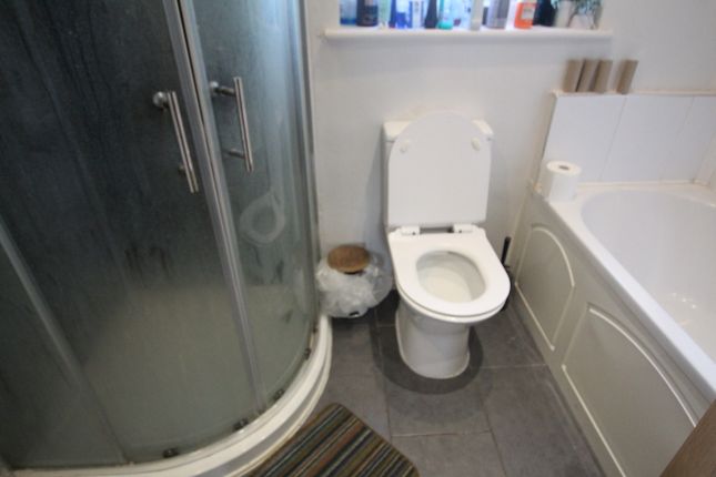 Brentwood Road, Romford,Gidea Park,Dagenham,RM1,RM2,RM3,RM4,RM6 photo 4