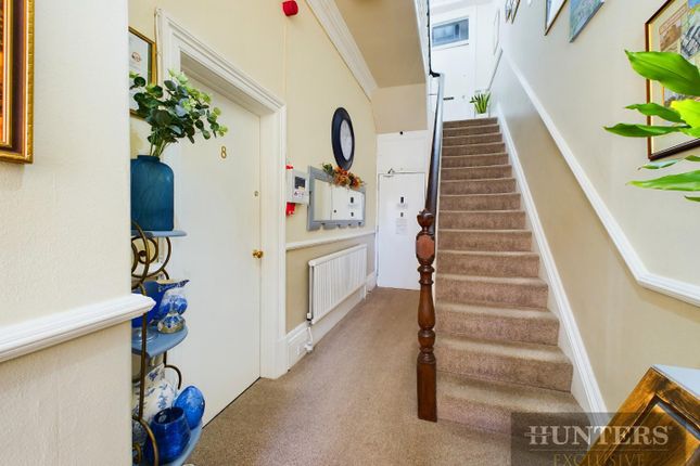 32, West Street, Scarborough photo 3