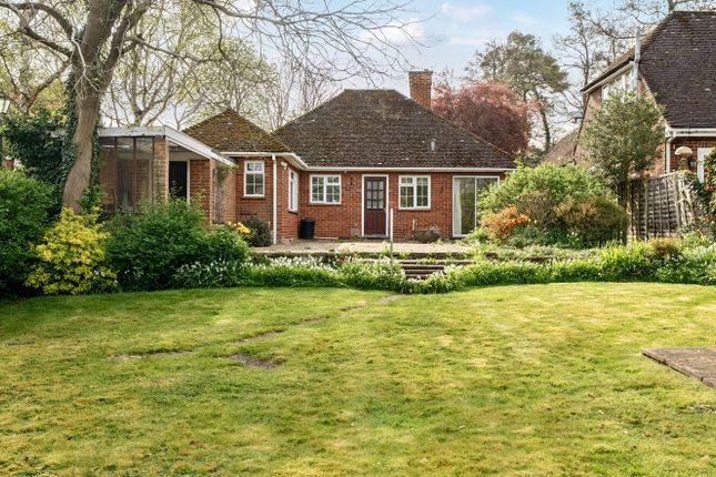 11, Chestnut Avenue, Berkshire photo 2