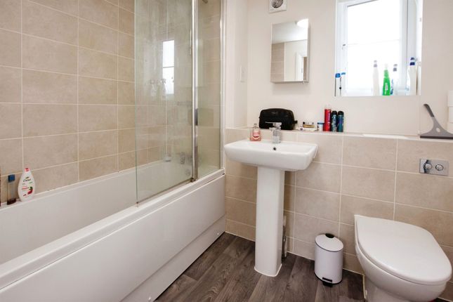 Flat for sale in Regeneration Way, Beeston, Nottingham