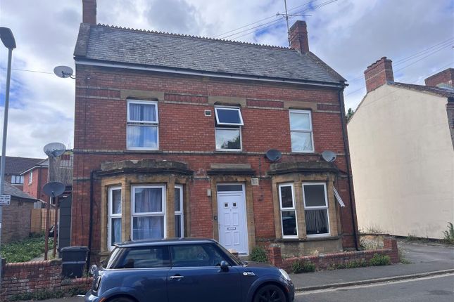 Earle Street, Yeovil photo 2