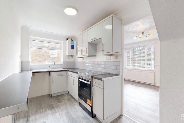 10 Alderson Avenue, Rotherham photo 4