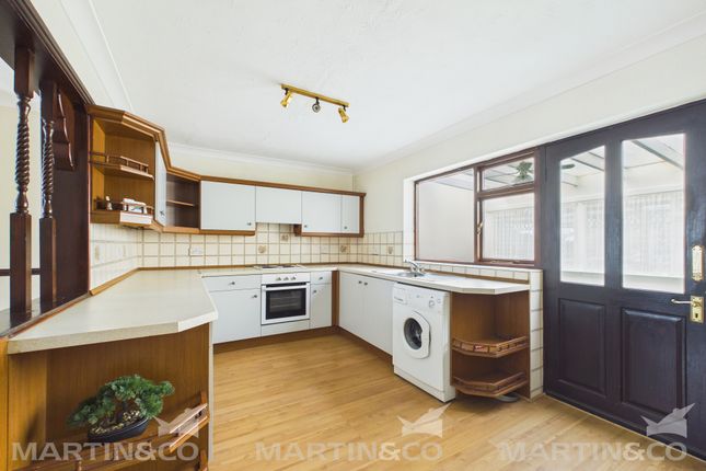 Jasmine Cottage, Moss Road, Doncaster photo 2
