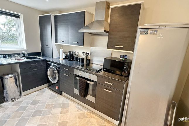 19, Acklington Court, Ashington photo 3