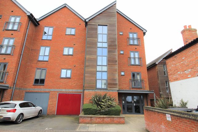 Flat for sale in The Wharf, Morton, Gainsborough