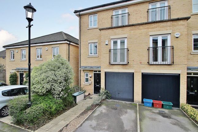 Thumbnail Town house to rent in Herbert Place, Isleworth