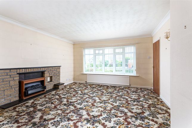 8, Witham Drive, York photo 2