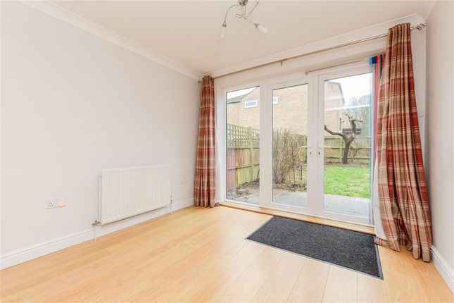 Manor Forstal New Ash Green, Longfield photo 4