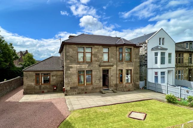 Flat for sale in Greenock Road, Paisley