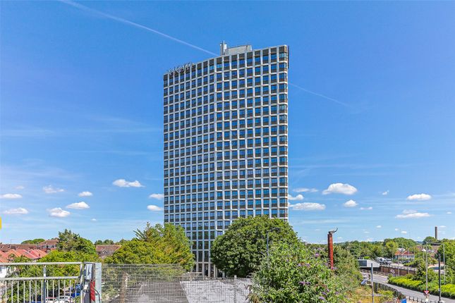 Flat 1313, Wem Tower, 1, Harrow Road, Wembley photo 4