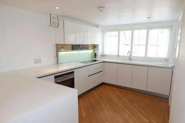 End terrace house for sale in The Avenue, Liphook